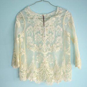 NWT Solitaire Sheer cream white long sleeve lace shirt size M